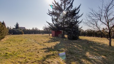 Prodej stavebního pozemku 1300 m2 v obci Záryby.