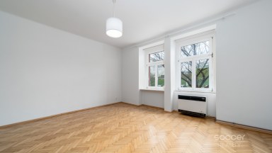 Prodej bytu 2+kk, 59 m2, ulice Hradecká, Praha 3 - Vinohrady. 