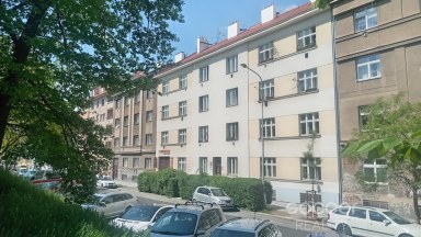 Pronájem bytu 2+kk, 50 m2, Praha 3 - Žižkov, ul. Jeseniova.