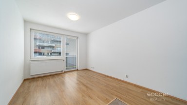 Prodej hezkého bytu 1+kk/B/S, 26m2, Praha 10 - Horní Měcholupy, Hornoměcholupská