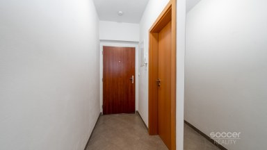 Prodej hezkého bytu 1+kk/B/S, 26m2, Praha 10 - Horní Měcholupy, Hornoměcholupská