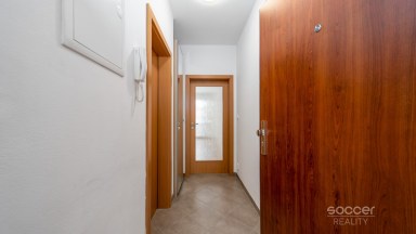 Prodej hezkého bytu 1+kk/B/S, 26m2, Praha 10 - Horní Měcholupy, Hornoměcholupská