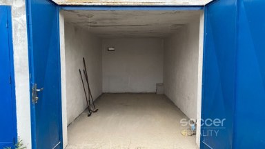 Prodej garáže 16 m2, Praha 5 - Motol. 