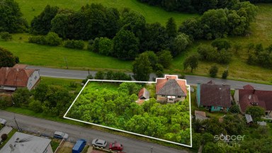 Prodej rodinného domu s velkým stavebním pozemkem - Sehradice, okres Zlín.