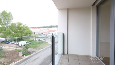 Pronájem bytu 2+kk/B, 46 m2 + 5 m2 balkon, ulice Breitfeldova, Praha 8 – Karlín.