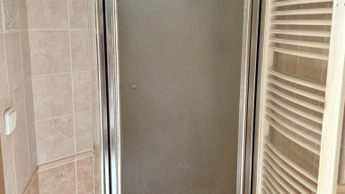 Atypický podkrovní byt 2+kk v atraktivním centru města. 