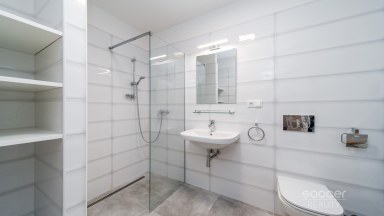 Nadstandardní velmi krásný byt ve vile se zahradou.