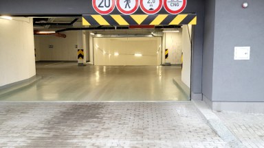 Pronájem garážového stání – Vysočany, metro B Vysočanská, ul. Střídavá