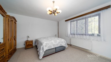 Malebný dům s příjemnou zahradou v atraktivní lokalitě.