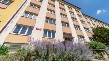 Prodej slunného bytu 2+1 (59 m²) u parku, možnost podnájmu – Praha 10, Vršovice