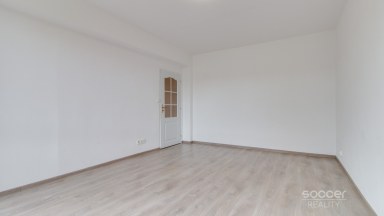 Pronájem bytu 1+1/sklep, 34 m2, ul. Josefa Mánesa, Nymburk. 