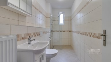 Pronájem bytu 2+kk, 40 m2, ulice Boleslavská, Brandýs nad Labem-Stará Boleslav. 