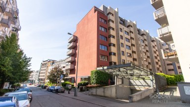 Pronájem bytu 1+kk/lodžie, 29/5 m2, ul. Paříkova, Praha 9 – Vysočany. 