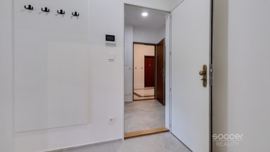 Pronájem bytu 1+kk/Sklep/Wellness, 30 m², Praha 3 – Vinohrady, ul. Vinohradská.