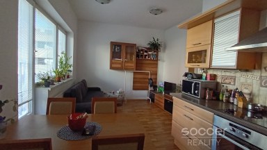Pronájem bytu 2+kk, 45m2, Praha 4 - Modřany, ul. Pískařská.