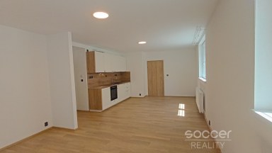 Pronájem bytu 2+kk, 71 m2, Praha 3 - Žižkov, ul. Jeseniova.