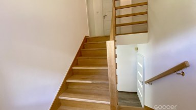 Příjemný dům po celkové modernizaci se zahradou v prestižní lokalitě.