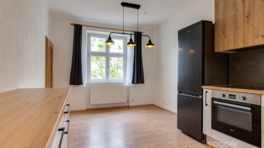 Pronájem bytu 2+1, 76 m2 v ulici Slezská, Praha - Vinohrady. 