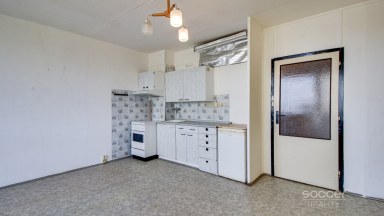 Pronájem bytu 1+kk s lodžií, 36 m² – Praha 4, Otradovická.