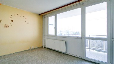 Pronájem bytu 1+kk s lodžií, 36 m² – Praha 4, Otradovická.