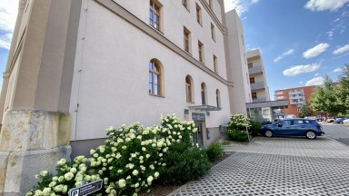 Příjemný byt s parkovacím stáním v Rezidenci Jičínská.