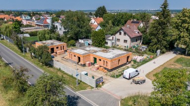 Prodej nového domu 5+kk v Praze–Kolodějích.