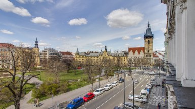 Pronájem bytu 3+kk, 70 m2, Praha 2 - Nové Město, ul. Karlovo náměstí.