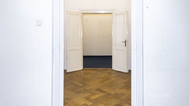 Pronájem bytu 3+kk, 70 m2, Praha 2 - Nové Město, ul. Karlovo náměstí.