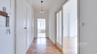 Prodej bytu 2+1/2xL 74,8 m2, ulice Patočkova, Praha 6 - Střešovice. 