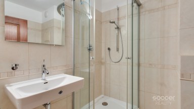 Pronájem bytu 4+kk/T/S/G, 156 m2, ul. Šlikova, Praha 6 – Břevnov.