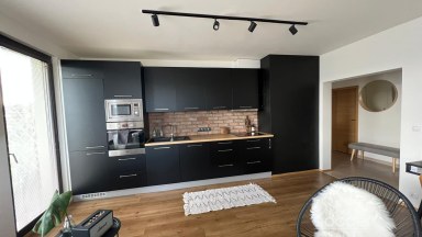 Pronájem bytu 2+kk/B/G, 58 m2, ulice Sousedíkova, Praha 9 - Vysočany. 