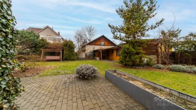 Jedinečný mezonet 3+kk+šatna v žádané čtvrti Mladé Boleslavi.