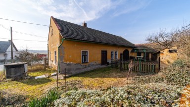 Prodej rodinného domu 4+kk/Stodola/zahrada, Kly, Dolní vinice.