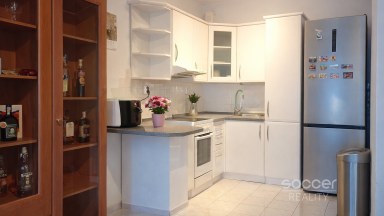 Pronájem krásného bytu 1+kk 38 m2/PS/S, ul. Randova, Praha 5 - Smíchov.