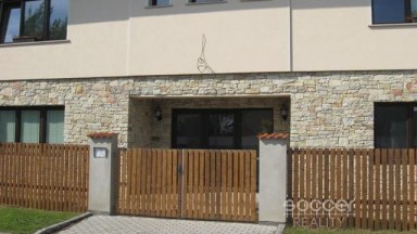 Pronájem nebytového prostoru - bytu,  20 m2, Praha 9 - Horní Počernice.